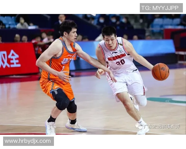 赛后分析：广州篮球队与南京篮球队默契配合的关键因素与战术探讨